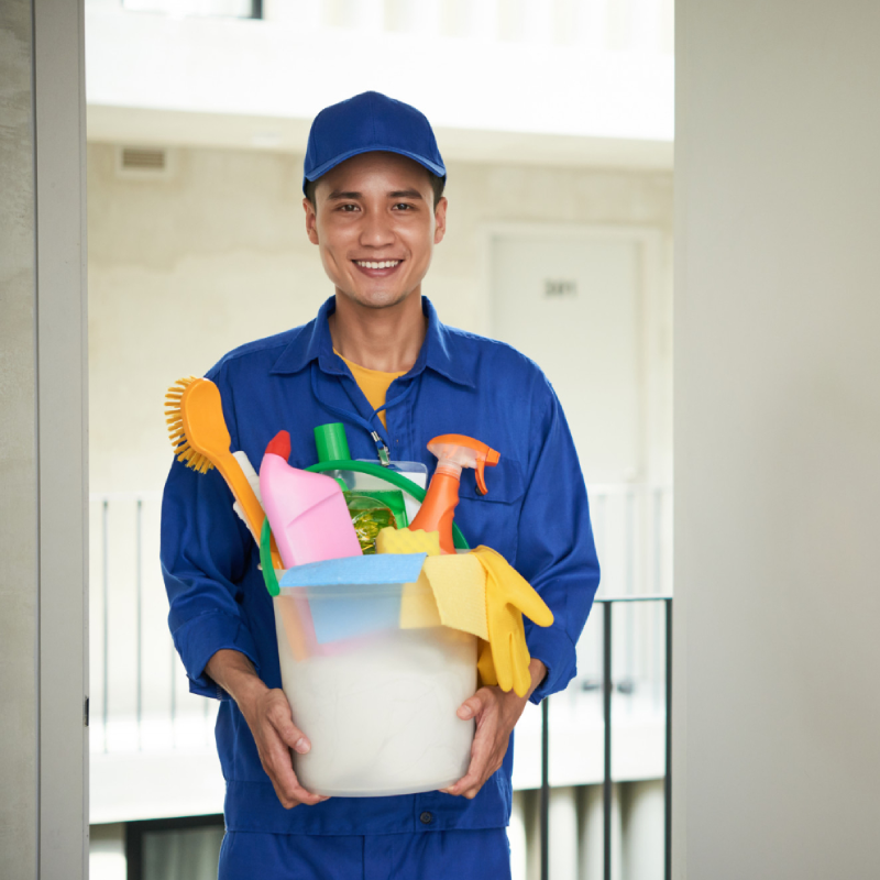 Why Choose Ozclean for Bond Cleaning in Benowa?