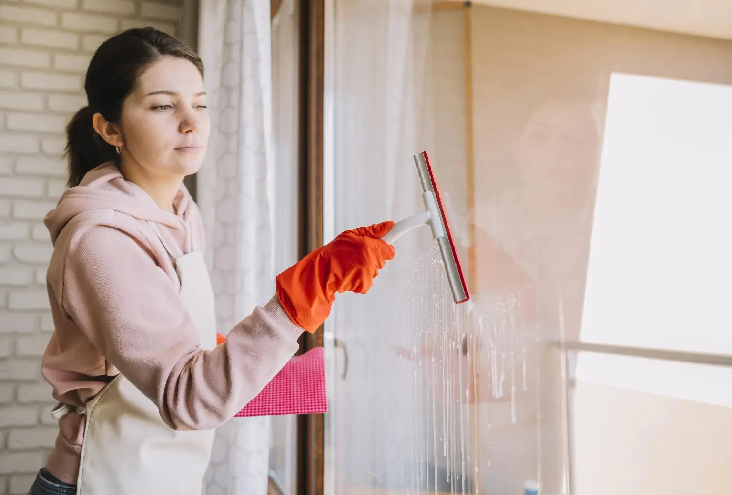 Blog 6 5 Tips To Remove Paint From Windows