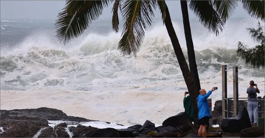 Tropical Cyclone QLD Update: Latest BoM Warnings & Alerts 4 Emergency Preparedness