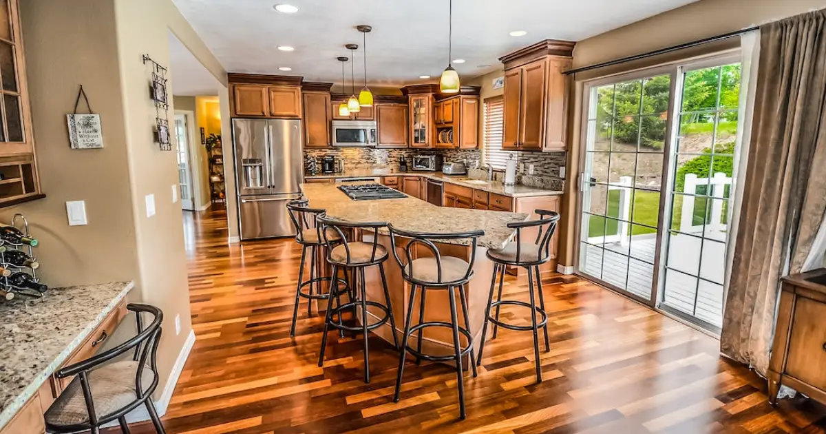 How to Polish Floor Tiles - Ultimate Guide | OzClean Brisbane 4 Polishing Wood Tiles